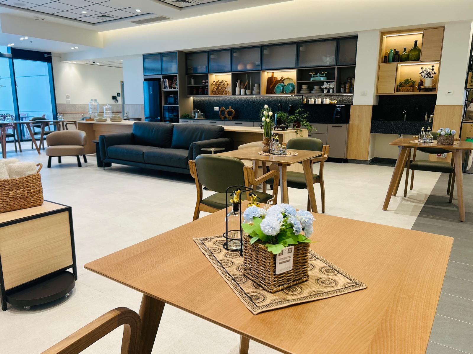 בית אבות ברחובות בסטנדרט Lux care